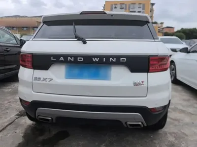 Landwind Landwind X7 2016, 59600 км, за 17500 CNY - фото 6