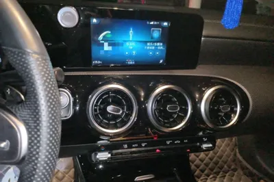 Mercedes-Benz A-Class 2019, 58600 км, за 83253.22 CNY - фото 13