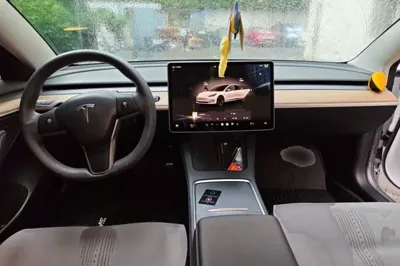 Tesla Model 3 2022, 28200 км, за 168297.33 CNY - фото 18
