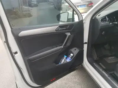 Volkswagen Tiguan L 2018, 89400 км, за 69000 CNY - фото 7