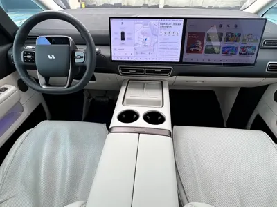 Li Auto Li MEGA 2025, 37000 км, за 468000 CNY - фото 9