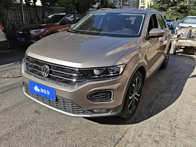 Volkswagen T-Roc · 2020 год