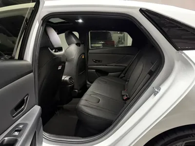 Hyundai Avante 2026, 3680 км, за 34220000 KRW - фото 9