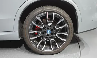BMW X5 2025, 10976 км, за 114900000 KRW - фото 21