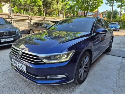 Volkswagen Passat 2018, 88000 км, за 19000000 KRW