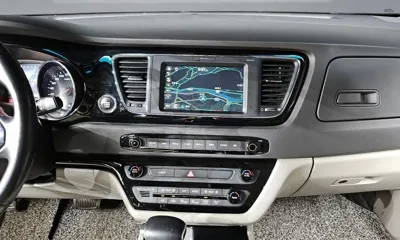 Kia Canival 2017, 155140 км, за 8850000 KRW - фото 13