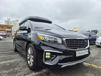 Kia Canival · 2020 год