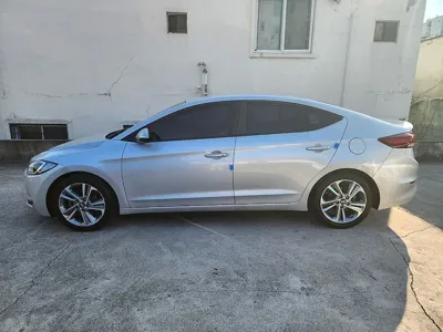 Hyundai Avante 2017, 132524 км, за 6900000 KRW
