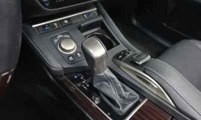 Lexus ES 2018, 51434 км, за 26900000 KRW - фото 9