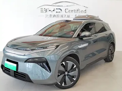 BYD 唐L · 2025 год