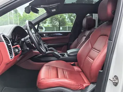 Porsche Cayenne 2020, 86000 км, за 358600 CNY - фото 11