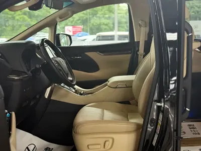 Toyota Alphard 2019, 94000 км, за 468000 CNY - фото 11