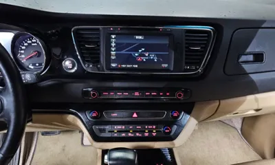 Kia Canival 2018, 234433 км, за 10000000 KRW - фото 14
