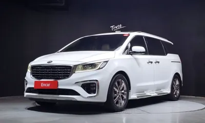 Kia Canival · 2019 год