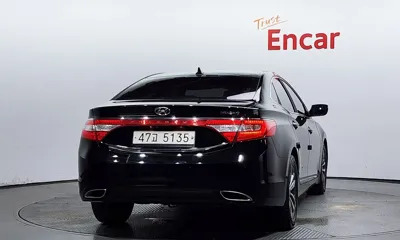 Hyundai Grandeur 2012, 247285 км, за 4000000 KRW