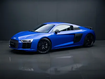 Audi R8 · 2018 год