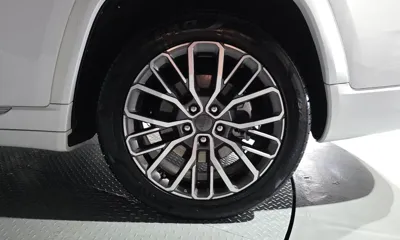 Jeep Cherokee 2023, 16303 км, за 74000000 KRW - фото 21