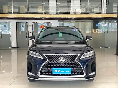 Lexus RX 2022, 34000 км, за 248000 CNY