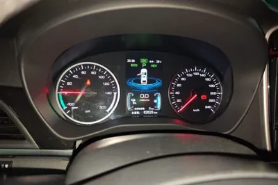 BYD Qin New Energy 2018, 62600 км, за 43264.44 CNY - фото 8