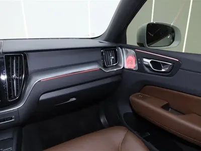 Volvo XC60 2024, 24700 км, за 178000 CNY - фото 31