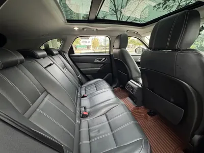 Land Rover Velar 2018, 90000 км, за 159800 CNY - фото 11