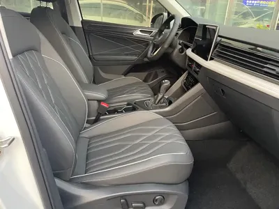 Volkswagen Tiguan L 2023, 10000 км, за 109800 CNY - фото 6