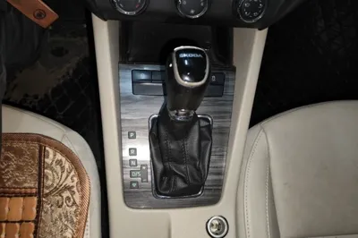 Skoda Octavia 2015, 163600 км, за 32535.08 CNY - фото 13
