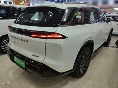 Nissan Teramont 2024, 4900 км, за 193900 CNY - фото 7
