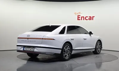 Hyundai Grandeur 2026, 13716 км, за 41000000 KRW