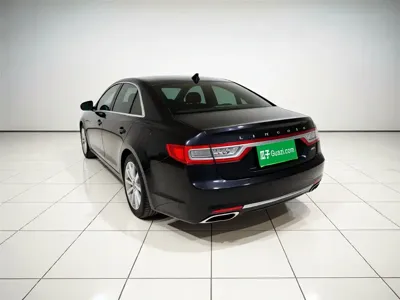 Lincoln Continental 2018, 120399 км, за 71100 CNY