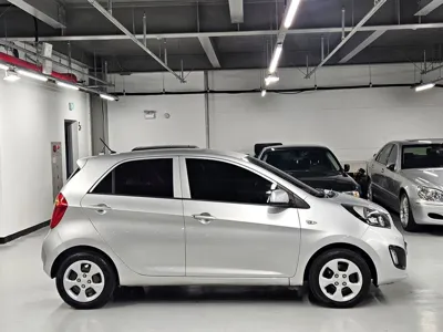 Kia Morning 2013, 100379 км, за 4300000 KRW