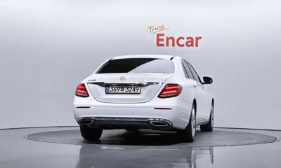 Mercedes-Benz E-Class 2018, 118172 км, за 19000000 KRW - фото 4