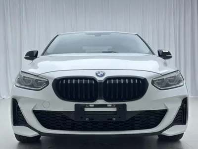 BMW 1 Series 2022, 26000 км, за 108800 CNY