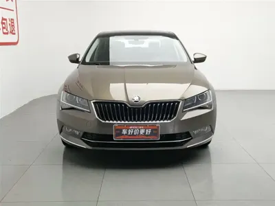 Skoda Superb 2017, 68500 км, за 43800 CNY - фото 3