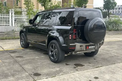 Land Rover Defender 2023, 90800 км, за 545323.89 CNY