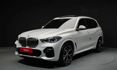 BMW X5 · 2022 год