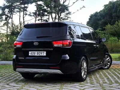 Kia Canival 2015, 151178 км, за 10800000 KRW - фото 4