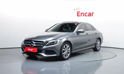 Mercedes-Benz C-Class · 2017 год