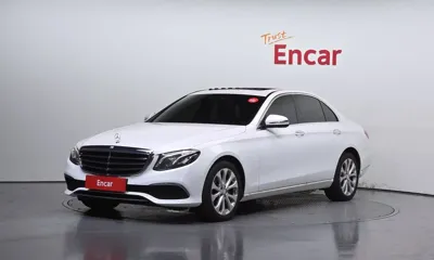 Mercedes-Benz E-Class · 2017 год