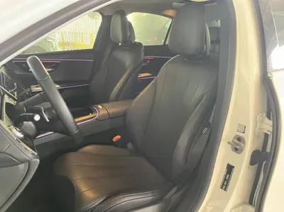 Mercedes-Benz E-Class 2025, 9200 км, за 75050000 KRW - фото 8