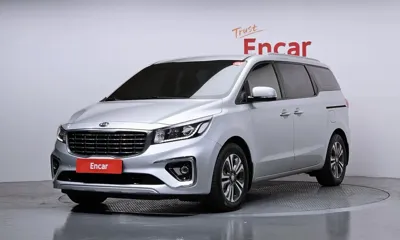 Kia Canival 2019, 159833 км, за 10250000 KRW - фото 1