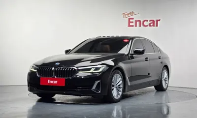 BMW 5-Series · 2023 год