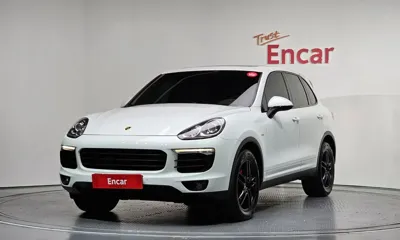 Porsche Cayenne · 2016 год