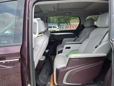 Buick GL8 2024, 78300 км, за 238000 CNY - фото 8