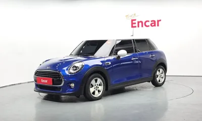MINI Cooper · 2019 год