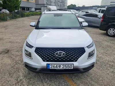Hyundai Venue 2025, 22073 км, за 21390000 KRW