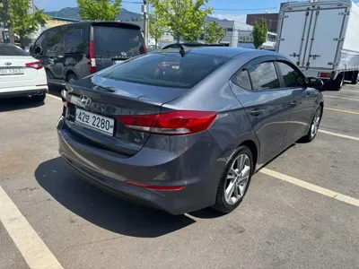 Hyundai Avante 2018, 145625 км, за 8300000 KRW - фото 5