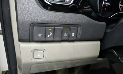 Kia Canival 2018, 185023 км, за 9600000 KRW - фото 16