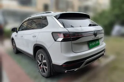 Volkswagen Tayron 2023, 83900 км, за 102260.15 CNY