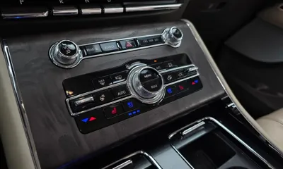 Lincoln Aviator 2021, 54673 км, за 36990000 KRW - фото 33
